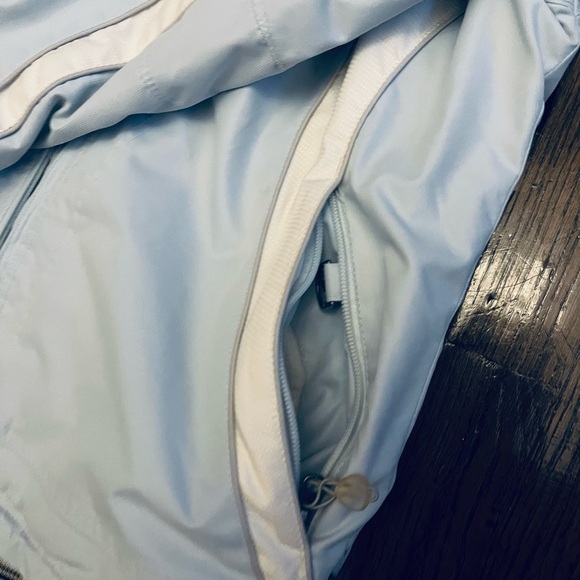 Women’s light blue & white snow jacket - Picture 6 of 7